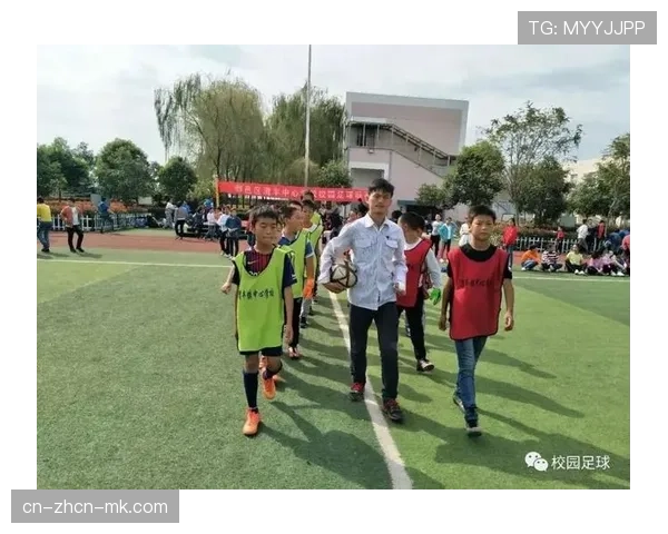 意甲俱乐部与当地学校合作，推出“足球与数学”公益课程